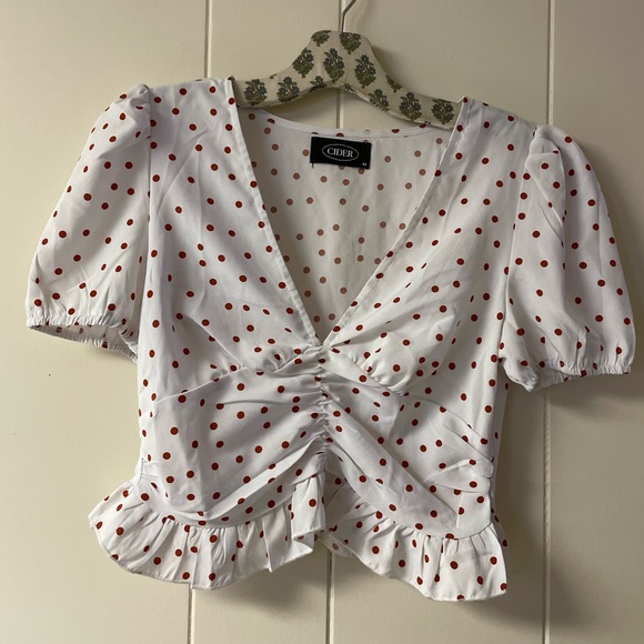 cider Tops - Polka dot crop top!